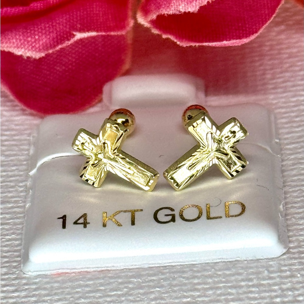 Solid Gold 14 Karat Yellow Religous Cross Stud Earring